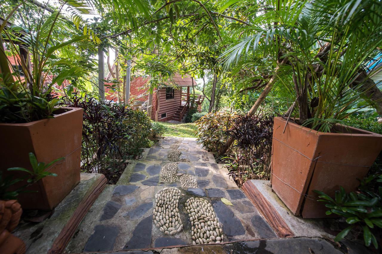 Yaithienghill Homestay Ban Khanan Chit Exterior photo