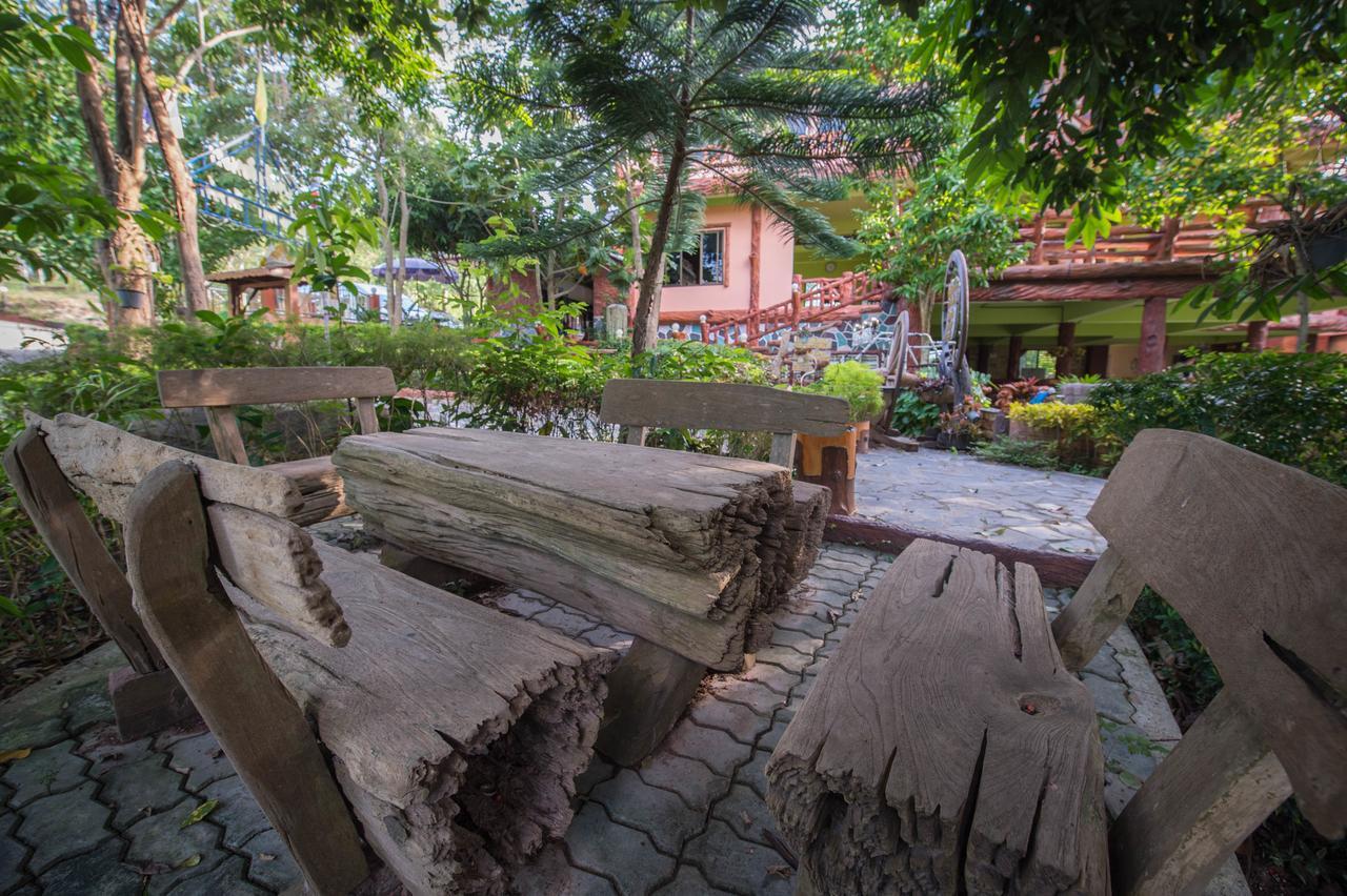 Yaithienghill Homestay Ban Khanan Chit Exterior photo